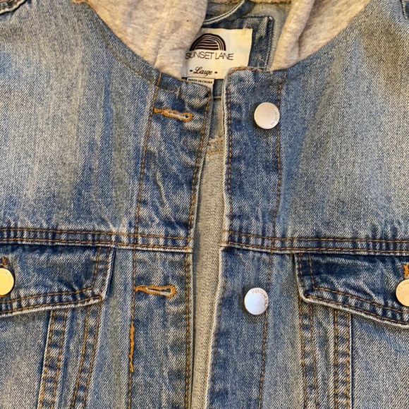 Woman’s large denim jacket with hoody arms and hood - Picture 3 of 6